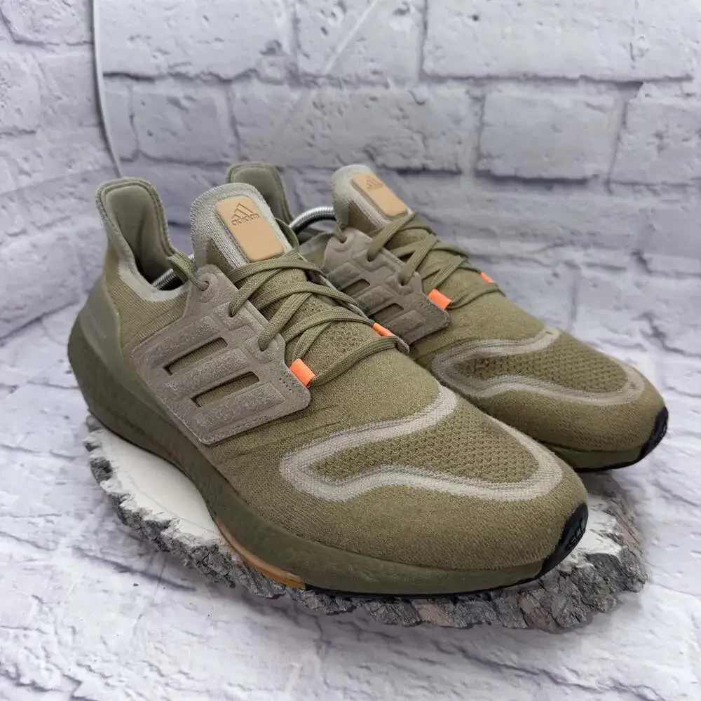 Adidas UltraBoost 22 Mens Sz 12 Orbit Green Beam Orange Running Shoes GX9140